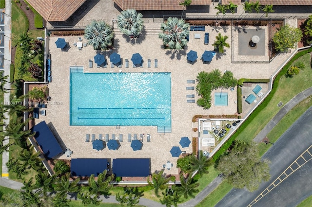 7259 Via Palomar, Boca Raton, FL 33433 - view from above of property featuring a pool area