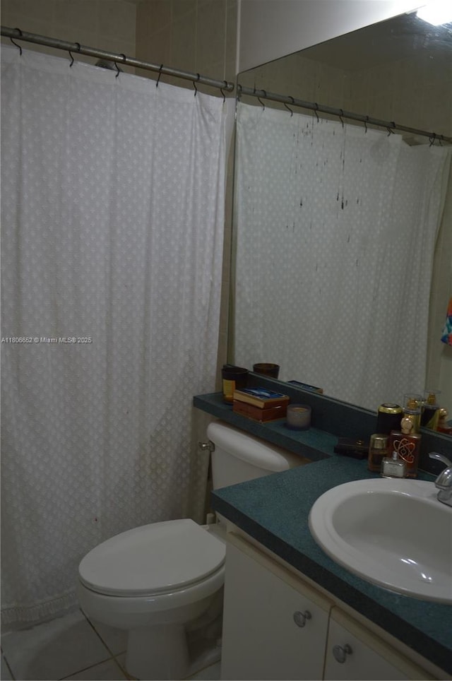 2220 NW 137th Ave, Sunrise, FL 33323 - bathroom with vanity, toilet, a shower with curtain, and tile patterned flooring