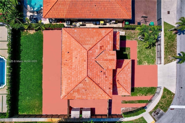 5972 SW 163rd Pl, Miami, FL 33193 - view from above of property featuring a pool