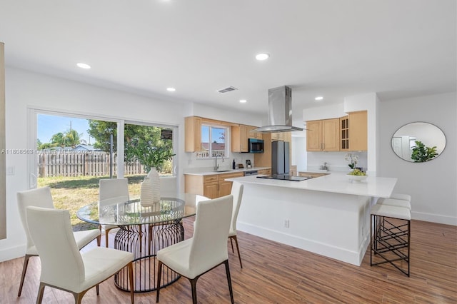 5492 Barnstead Cir, Lake Worth, FL 33463 - dining area featuring baseboards, recessed lighting, and wood finished floors
