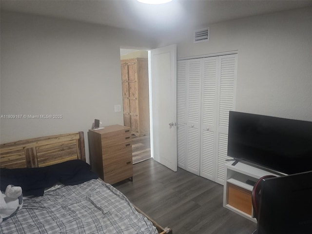 5812 NW 20th Ct, Margate, FL 33063 - bedroom featuring wood finished floors and a closet