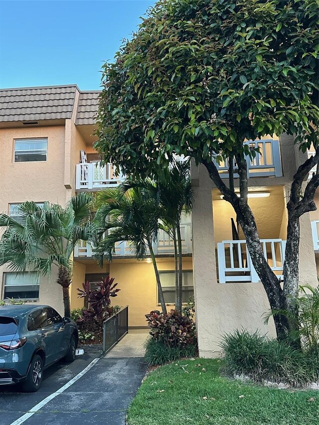 9201 Sunrise Lakes Blvd Unit 301, Sunrise, FL 33322 - view of building exterior