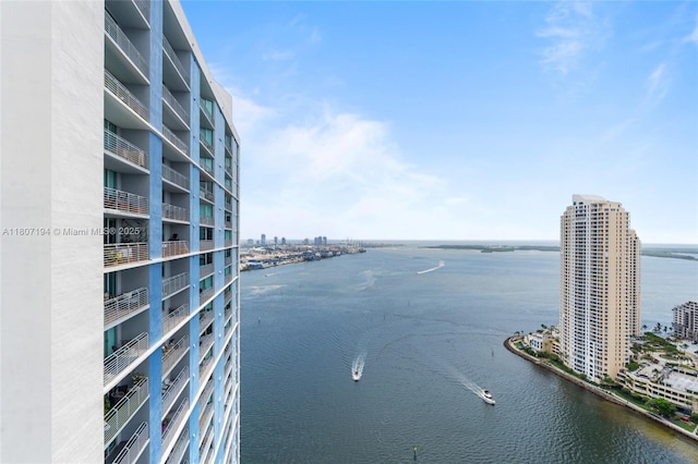 325 S Biscayne Blvd Unit 3926, Miami, FL 33131 - water view with nearby urban area