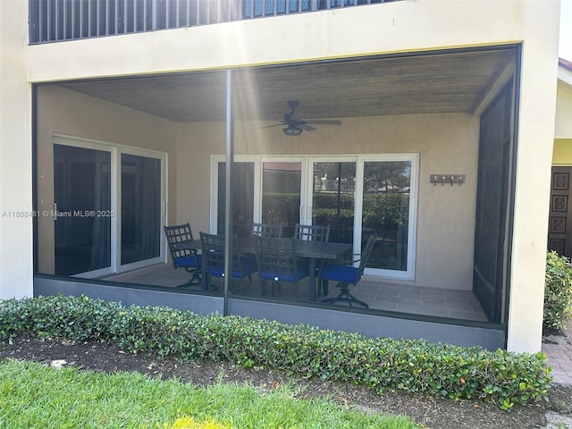 4161 S US Highway 1 Unit G2, Jupiter, FL 33477 - view of patio / terrace with a ceiling fan and outdoor dining space