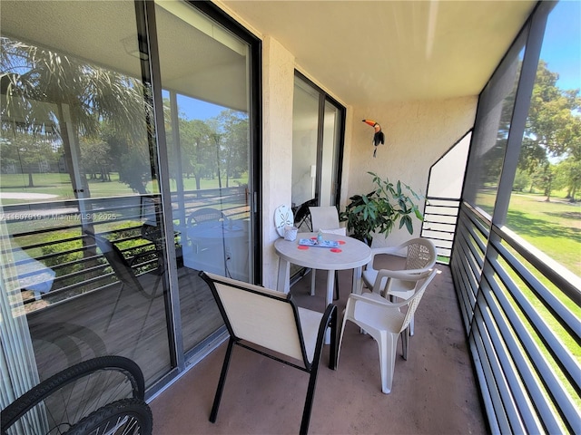 7950 W Mcnab Rd Unit 214, Tamarac, FL 33321 - view of sunroom