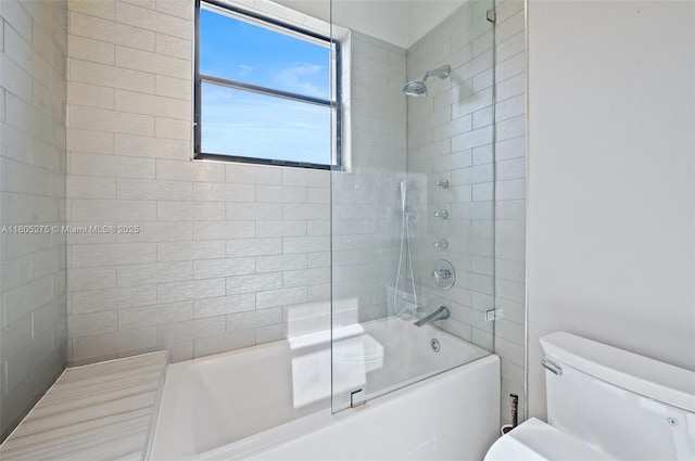 13990 SW 41st St, Davie, FL 33330 - full bath featuring toilet and shower / bathtub combination