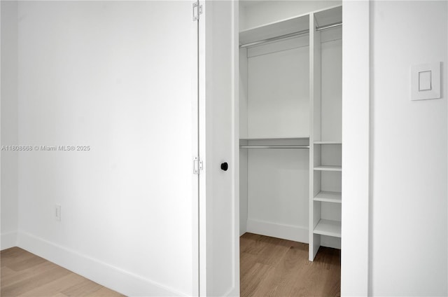 2839 SW 25th St, Miami, FL 33133 - view of closet