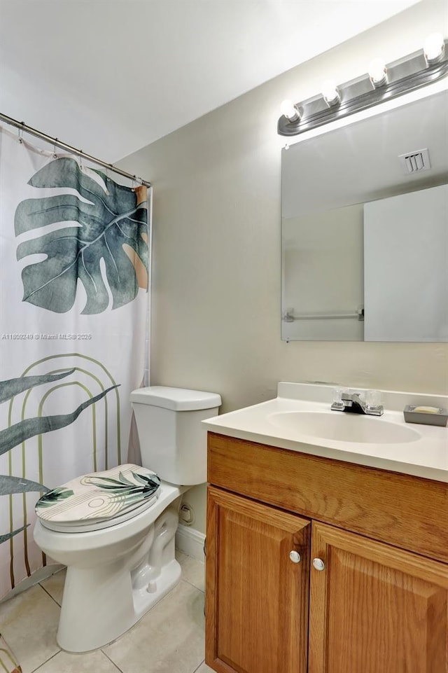 826 Twin Lakes Dr Unit 18-D, Coral Springs, FL 33071 - bathroom with tile patterned flooring, vanity, and a shower with curtain