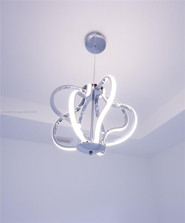 1023 Pilgrim, Lehigh Acres, FL 33974 - detailed view of a chandelier