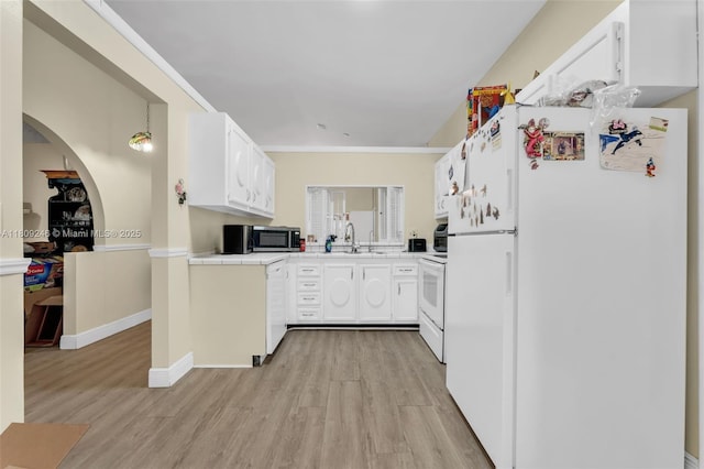 10813 SW 158th Ln, Miami, FL 33157 - photo 14