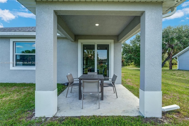 2008 Hercules Rd, La Belle, FL 33935 - view of patio featuring outdoor dining area