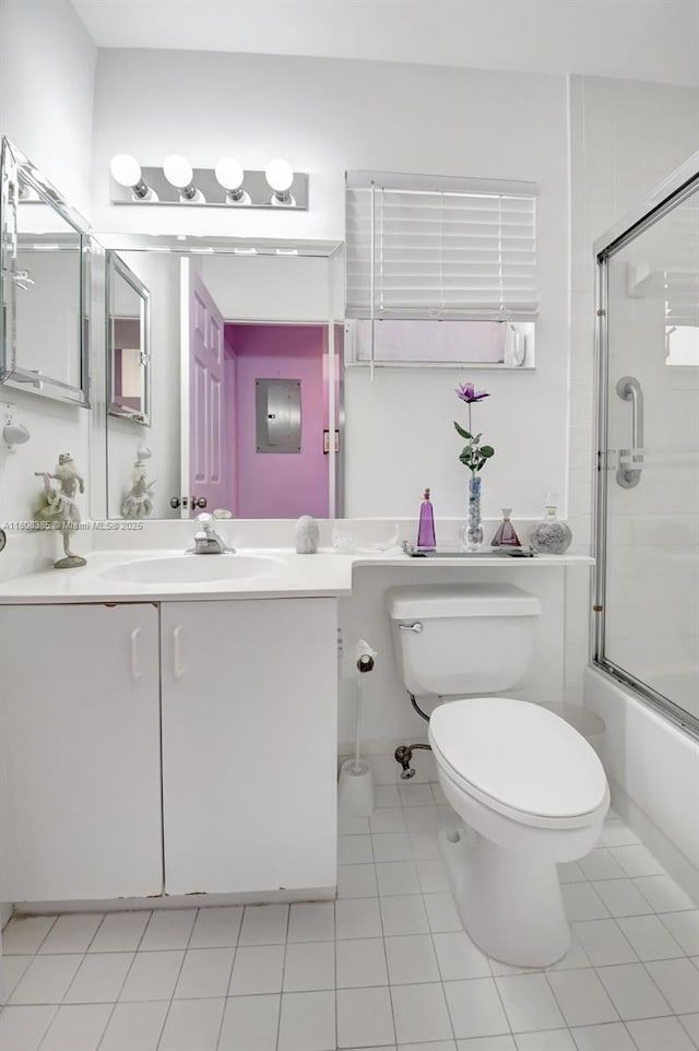 7713 Springwater Pl, Boynton Beach, FL 33437 - full bathroom with toilet, vanity, tile patterned floors, and enclosed tub / shower combo