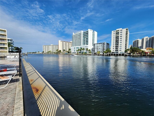 2881 NE 32nd St Unit 320, Fort Lauderdale, FL 33306 - photo 31