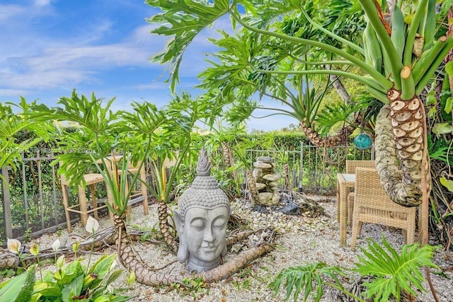 8580 Egret Lakes Ln, West Palm Beach, FL 33412 - view of yard