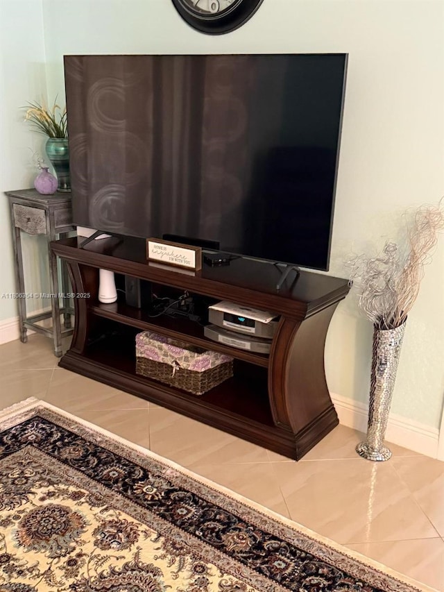7680 NW 1st St Unit 108, Margate, FL 33063 - detailed view of baseboards