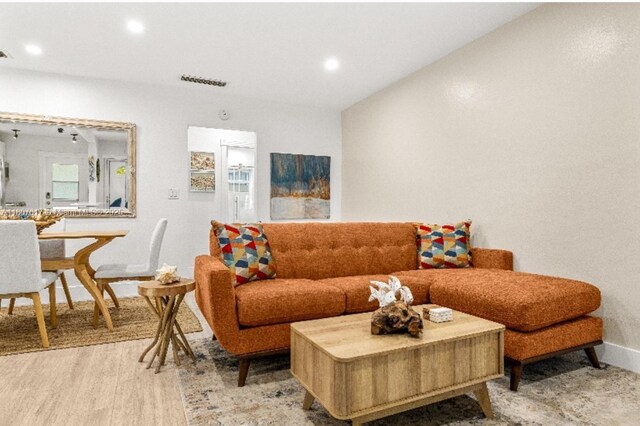 2404 NE 33rd Ave Unit 14, Fort Lauderdale, FL 33305 - photo 3