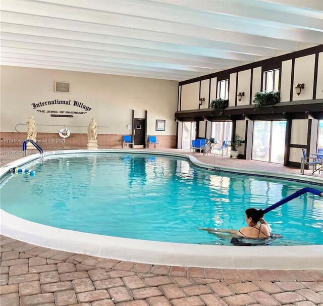 3660 Inverrary Dr Unit 2X, Lauderhill, FL 33319 - view of indoor pool