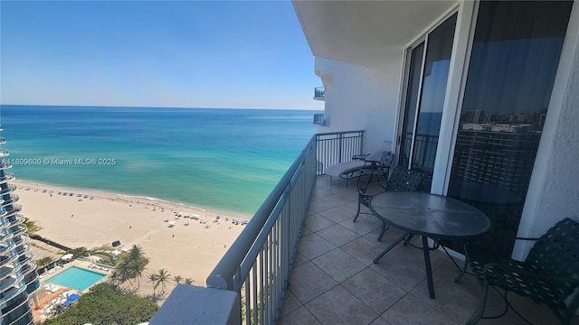 17375 Collins Ave Unit 2606, Sunny Isles Beach, FL 33160 - balcony with view of water and beach