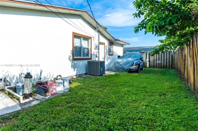 45 NW 188th St, Miami Gardens, FL 33169 - view of yard with central AC