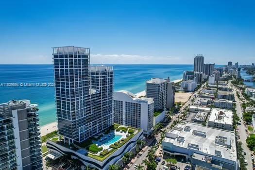 6899 E Collins Ave Unit 808, Miami Beach, FL 33141 - view of urban area featuring a nearby body of water