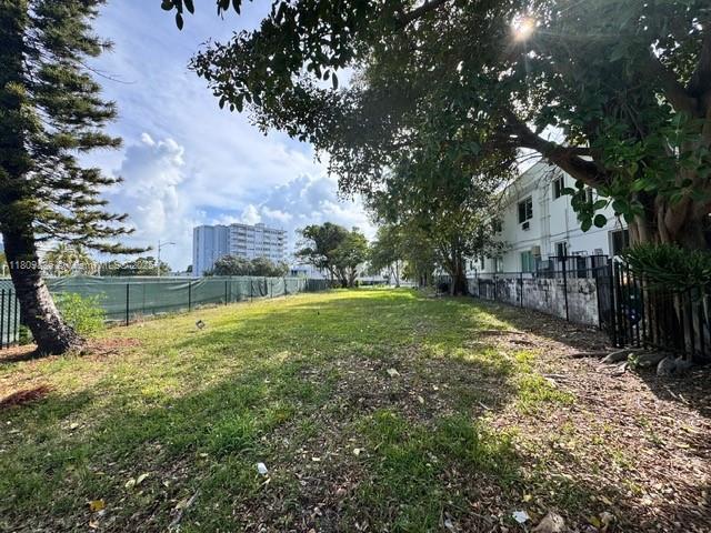 6949 Bay Dr, Miami Beach, FL 33141 - photo 2