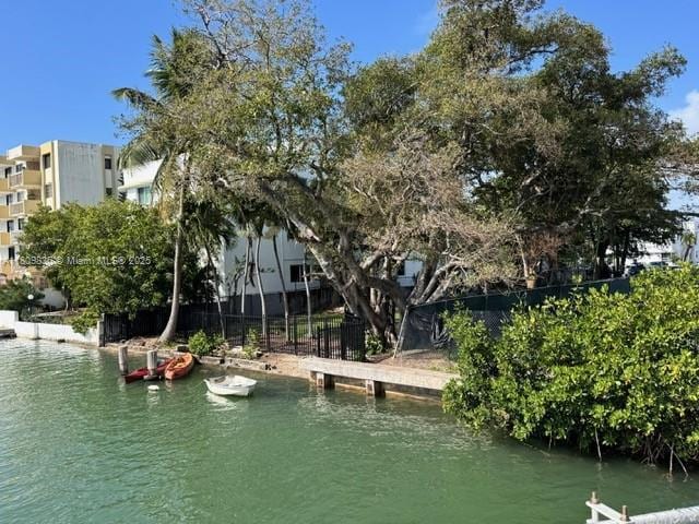 6949 Bay Dr, Miami Beach, FL 33141 - photo 4
