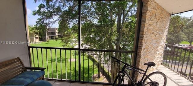 16175 Golf Club Rd Unit 308, Weston, FL 33326 - photo 14