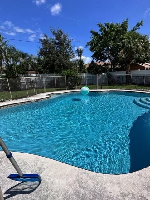 2359 Gabriel Ln, West Palm Beach, FL 33406 - view of pool