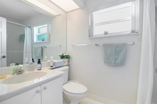 2597 SE 7th Ct, Homestead, FL 33033 - full bathroom featuring toilet, vanity, a shower with shower curtain, and tile patterned floors