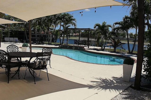 16272 SW 42nd Ter, Miami, FL 33185 - outdoor pool with a patio