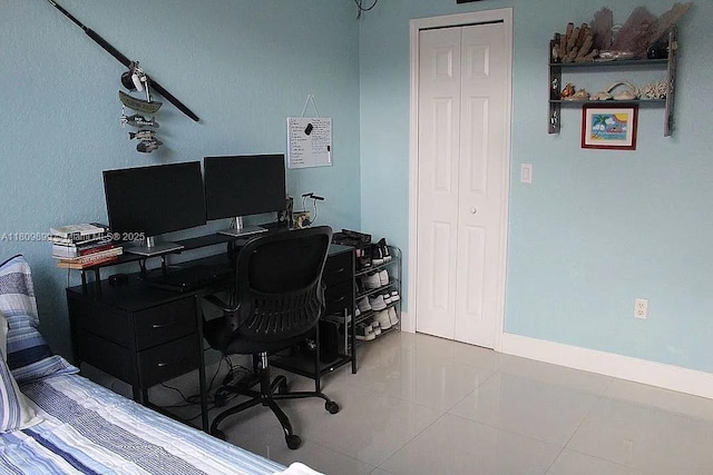 16272 SW 42nd Ter, Miami, FL 33185 - tiled office with baseboards