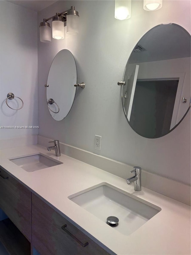 16385 Biscayne Blvd Unit 504, North Miami Beach, FL 33160 - full bath with double vanity