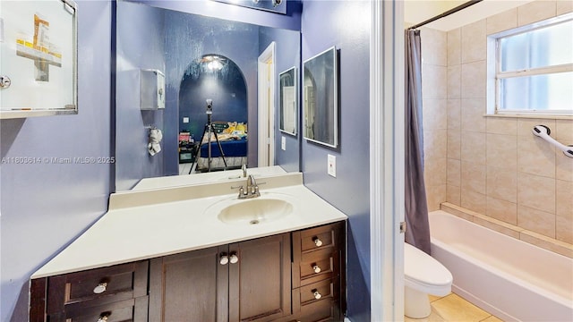 14723 SW 155th Pl, Miami, FL 33196 - full bath featuring shower / bath combination with curtain, toilet, and vanity
