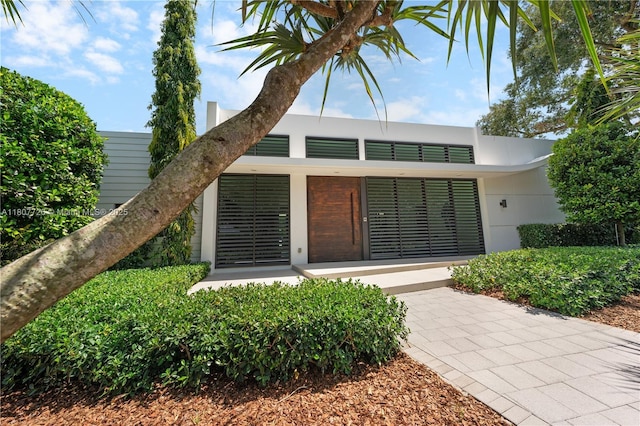 9450 SW 98th St, Miami, FL 33176 - view of front of house with stucco siding and covered porch