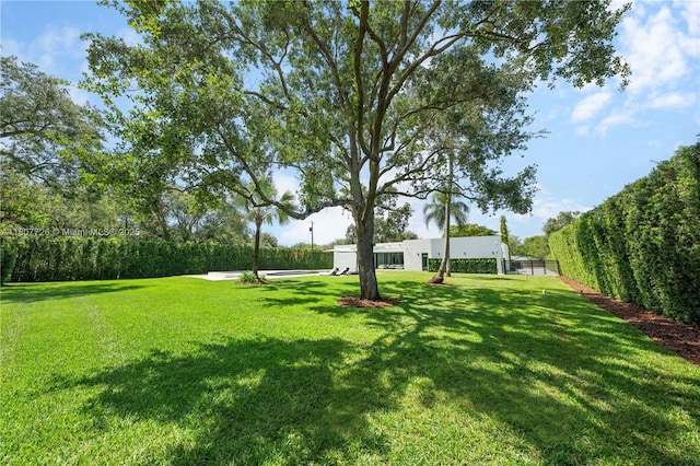 9450 SW 98th St, Miami, FL 33176 - view of yard
