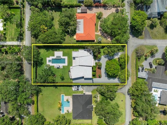 9450 SW 98th St, Miami, FL 33176 - aerial view of a pool area