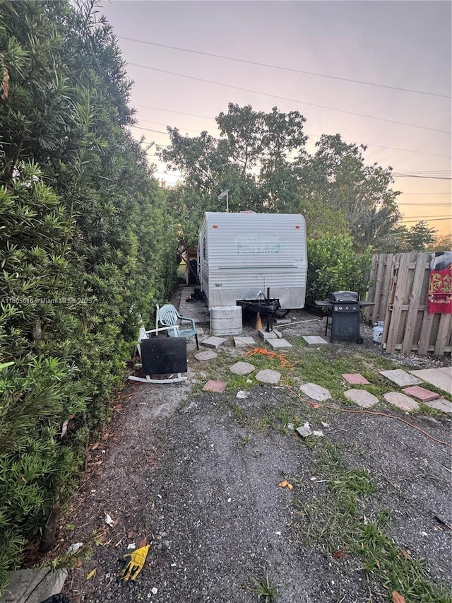 1929 SW 50th Ave, Fort Lauderdale, FL 33317 - view of yard at dusk