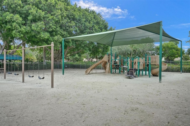 1070 Briar Ridge Rd, Weston, FL 33327 - view of community playground