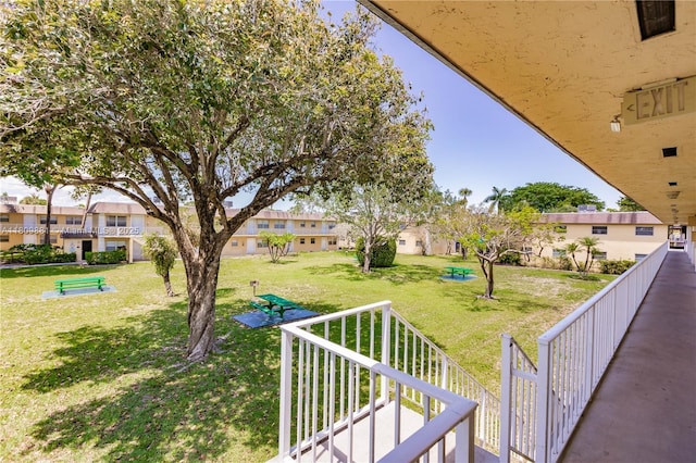 5156 NE 6th Ave Unit 227, Oakland Park, FL 33334 - view of green lawn