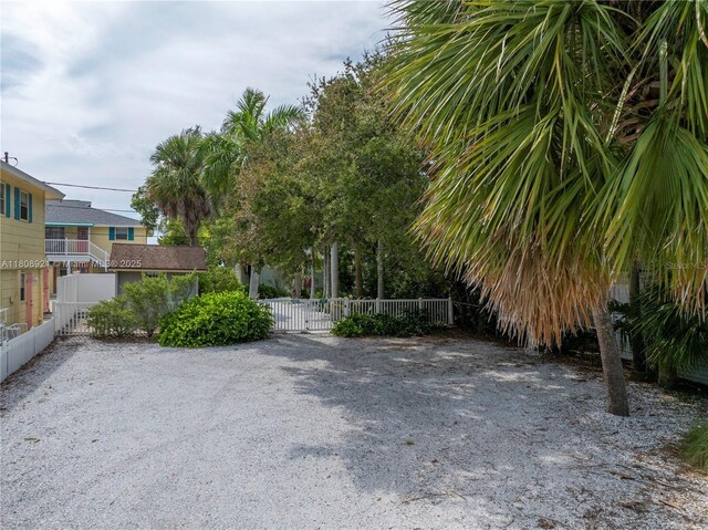 515 Gulf Blvd, Indian Rocks Beach, FL 33785 - view of yard