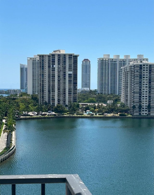 2780 NE 183rd St Unit 1110, Aventura, FL 33160 - water view featuring city skyline