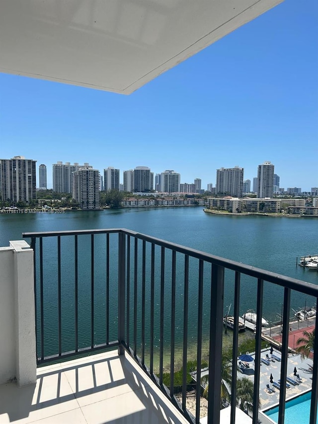 2780 NE 183rd St Unit 1110, Aventura, FL 33160 - balcony with a view of skyline and a water view