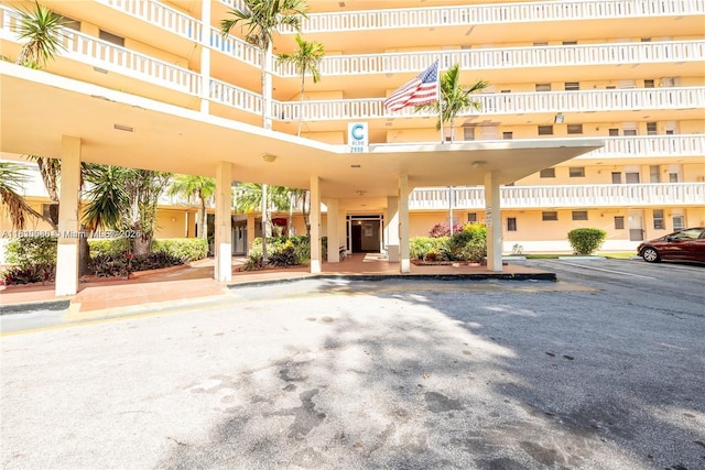 2999 Point E Dr Unit C-409, Aventura, FL 33160 - view of property with a parking lot