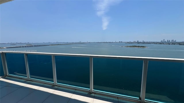700 NE 25th St Unit 1703, Miami, FL 33137 - balcony featuring a water view and a view of skyline
