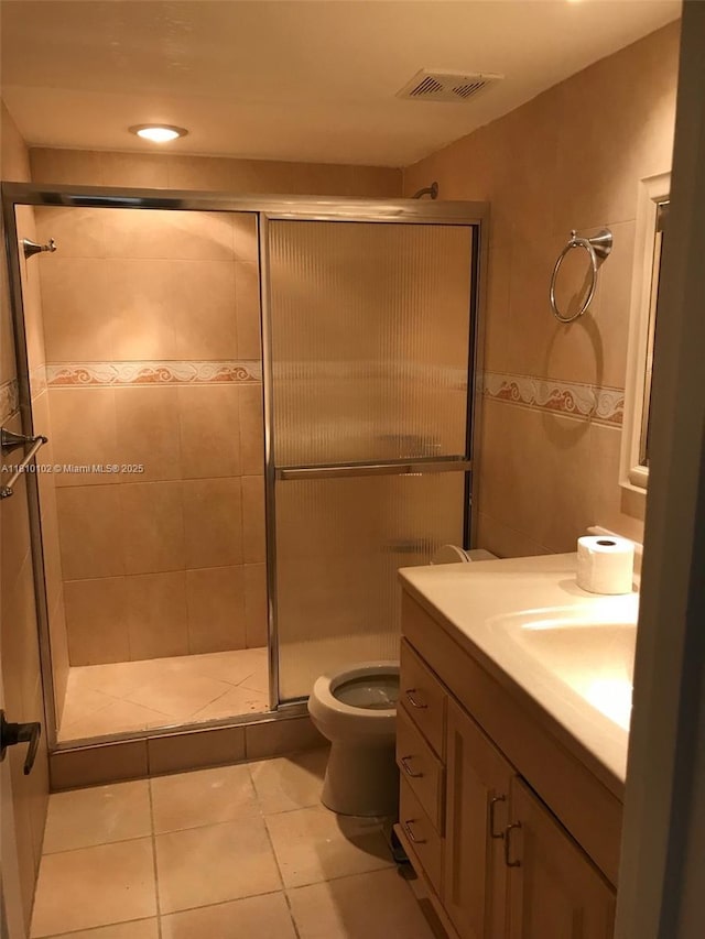 200 178th Dr Unit 505, Sunny Isles Beach, FL 33160 - full bath featuring toilet, vanity, a shower stall, tile patterned floors, and recessed lighting