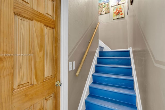 7619 SW 102nd Pl, Miami, FL 33173 - view of stairs