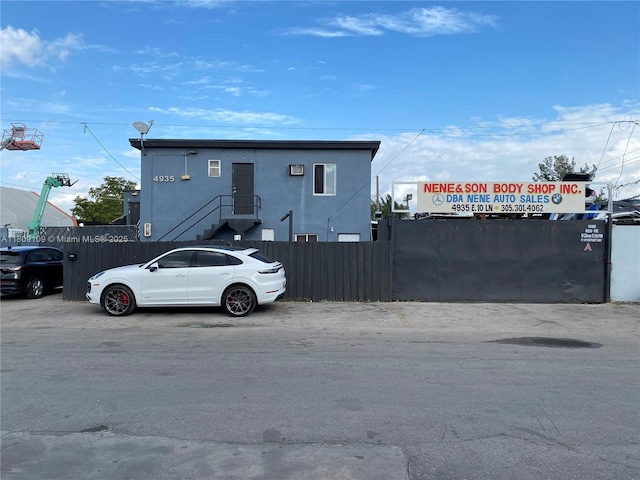 4935 E 10th Ln, Hialeah, FL 33013