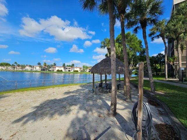 900 Colony Point Cir Unit 505, Pembroke Pines, FL 33026 - water view featuring a gazebo