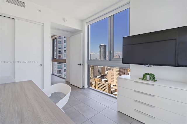 227 NE 2nd St Unit 2506, Miami, FL 33132 - photo 18