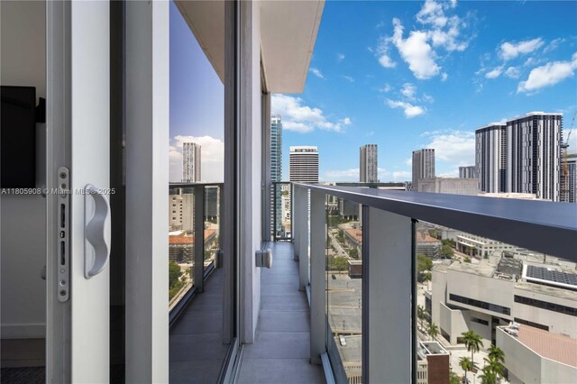 227 NE 2nd St Unit 2506, Miami, FL 33132 - photo 42